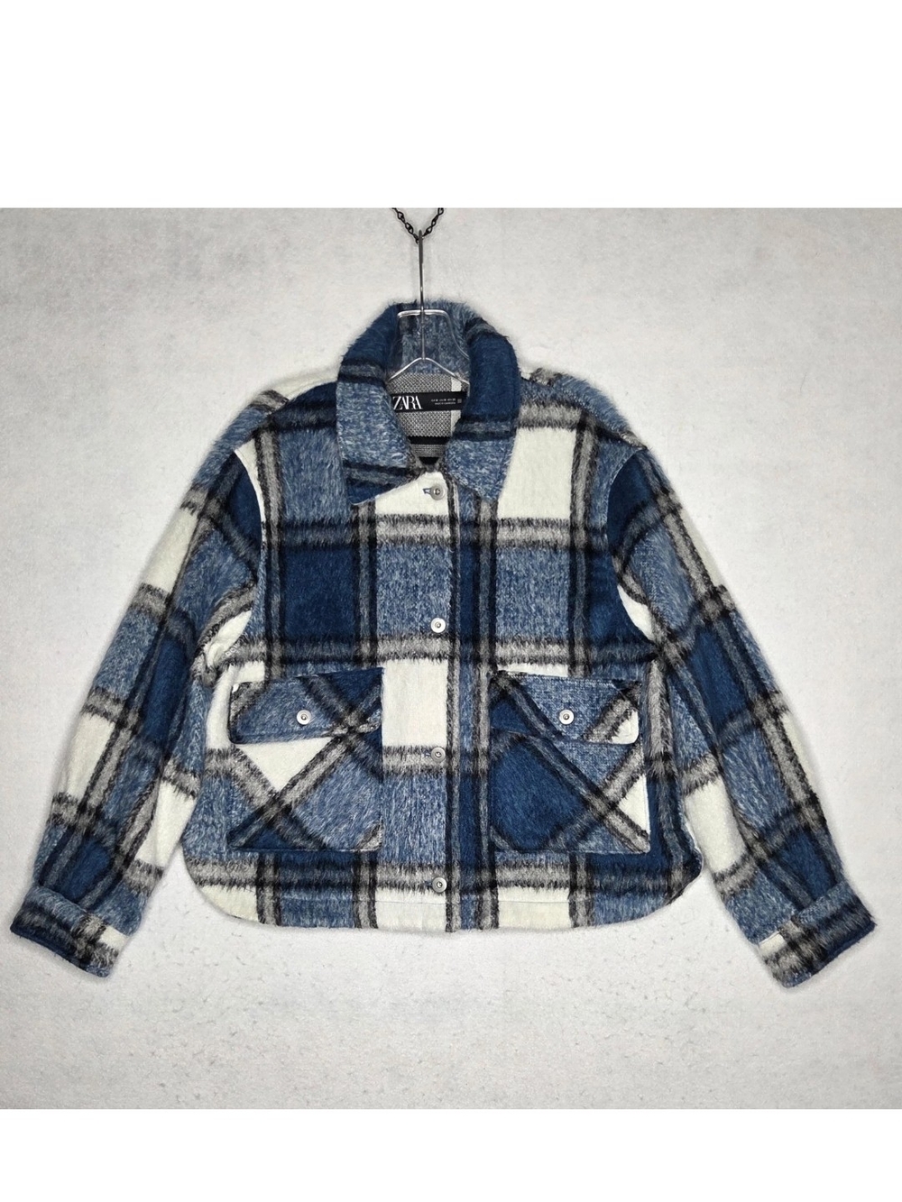 Zara Cropped Plaid Shacket Medium Button Jacket Blue Off-White Casual Streetwear